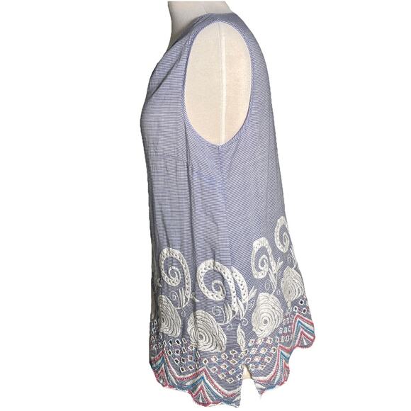 Talbots Blouse Women's Size Medium Embroidery & Beading Eyelet Sleeveless Stripe - Picture 4 of 6